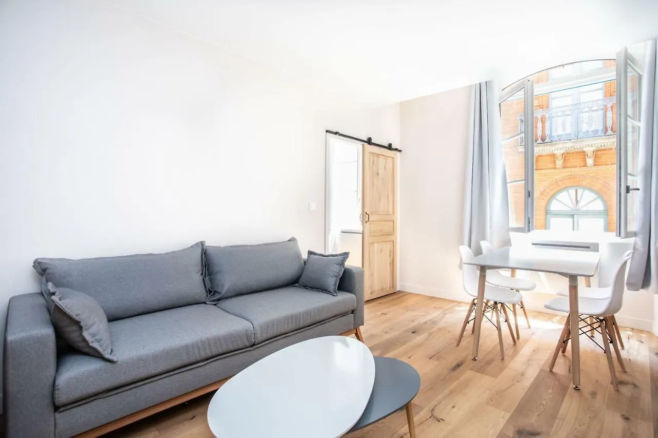 Appartement 4 - Standing, Moderne Et Tout Equipe - Carmes, Toulouse 0*,  Frankrijk