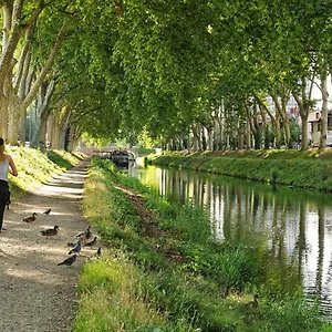 Saint-aubin - Centre-ville - Calme - Confortable Apartment